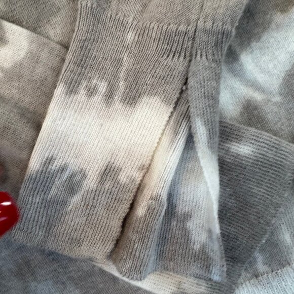 White + Warren Grey and White Ivory Printed Lightweight Pullover Sweater- sz. XS - Picture 4 of 10